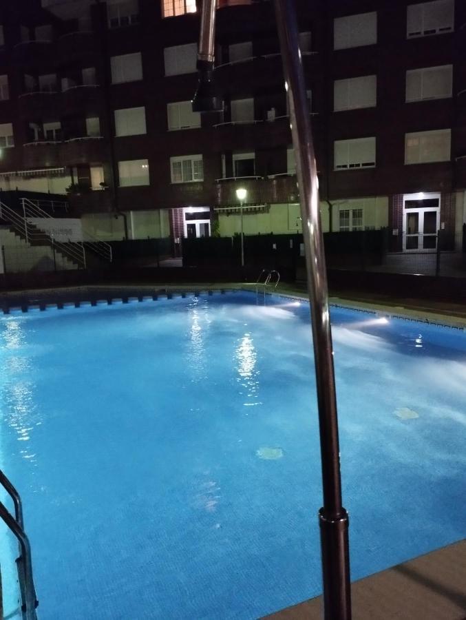 Apartamento Castro Urdiales precioso con piscina Exterior foto